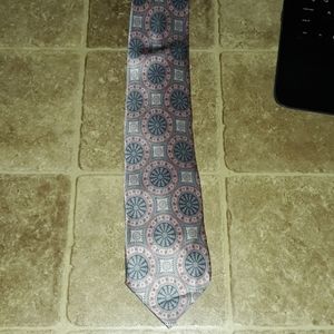 Men's necktie
